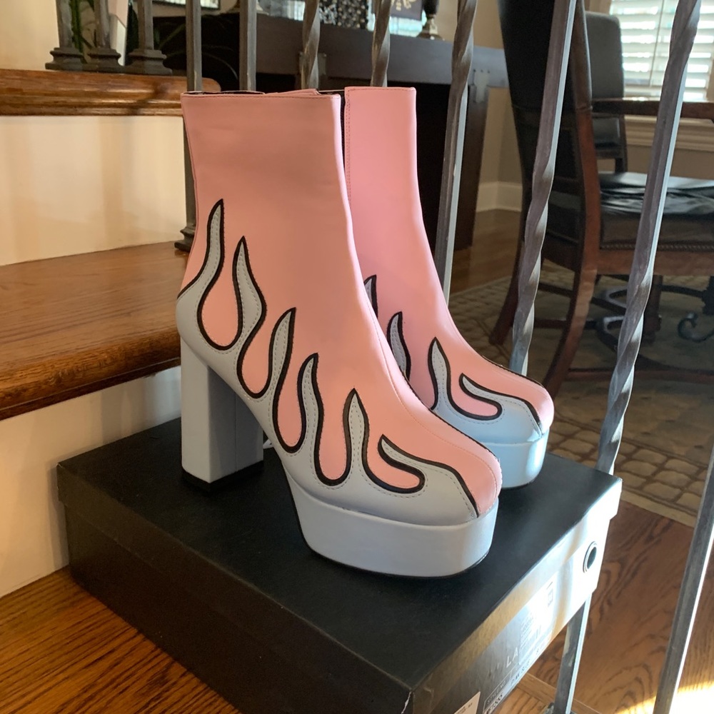NEVER WORN Lamoda not yet sold Dolls Kill blue pink flame boots